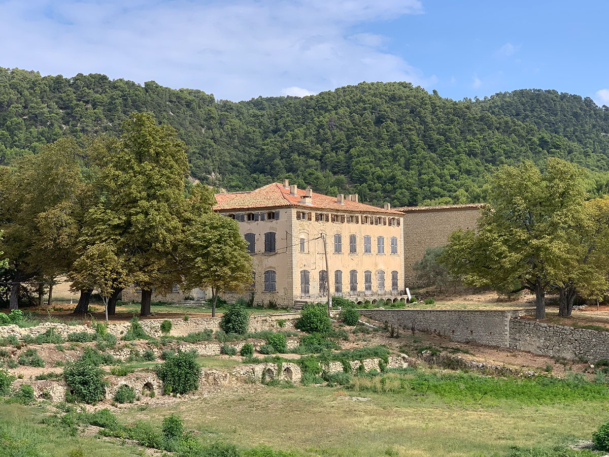 Les jardins du château du Grand-Pré à Vitrolles-en-Lubéron